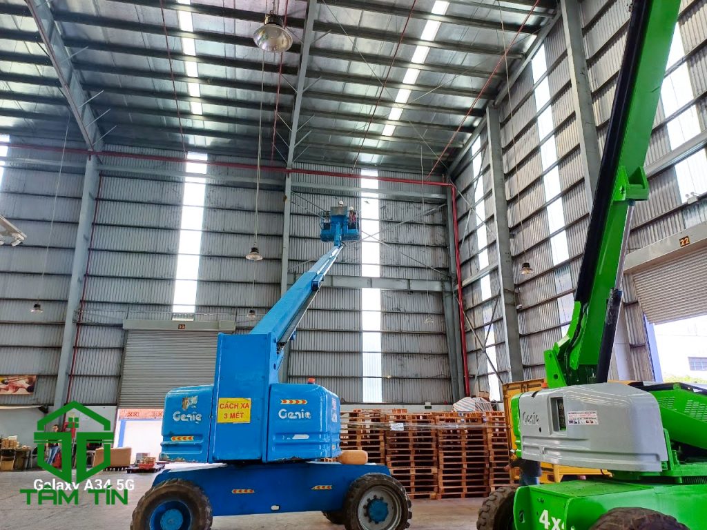 Quét Mạng Nhện